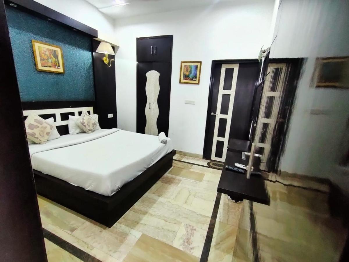 Hotel Laxman Resort By The Golden Taj Group &Hotels Agra  Kültér fotó
